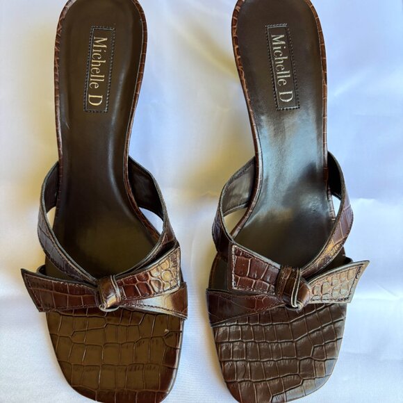 Michelle D Brown Kitten Heels - Picture 2 of 6